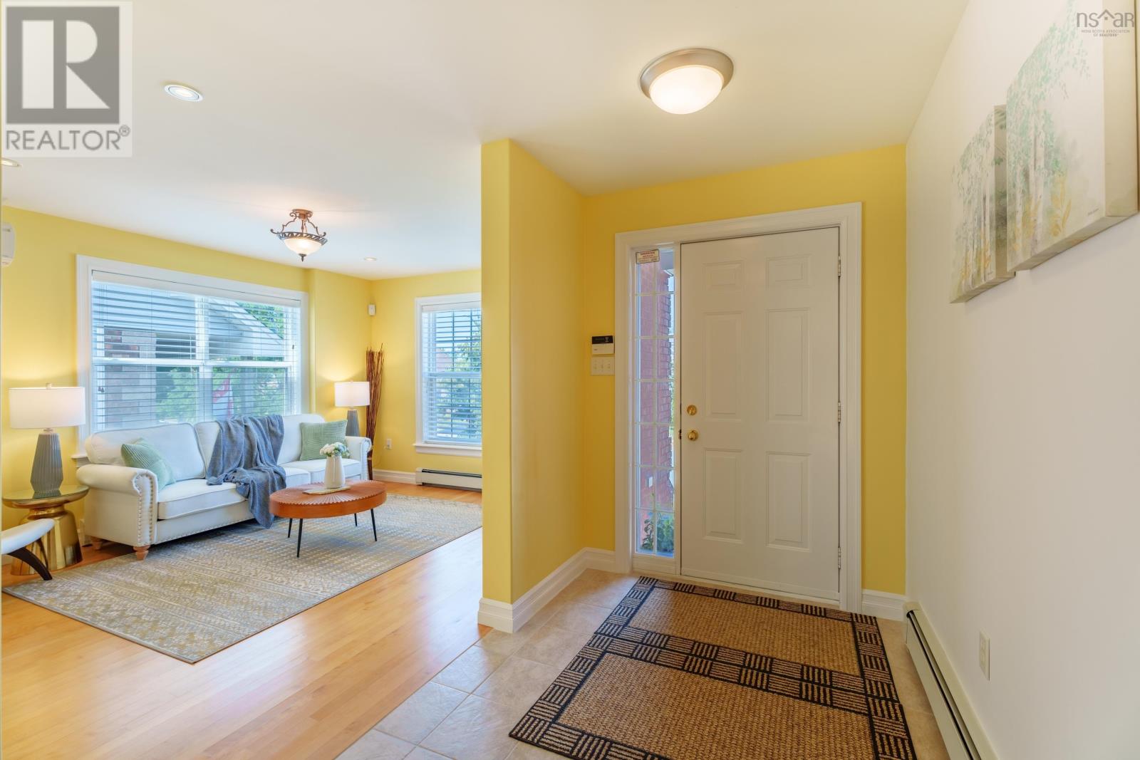 Property 5 of 50 of 272 Langbrae Drive