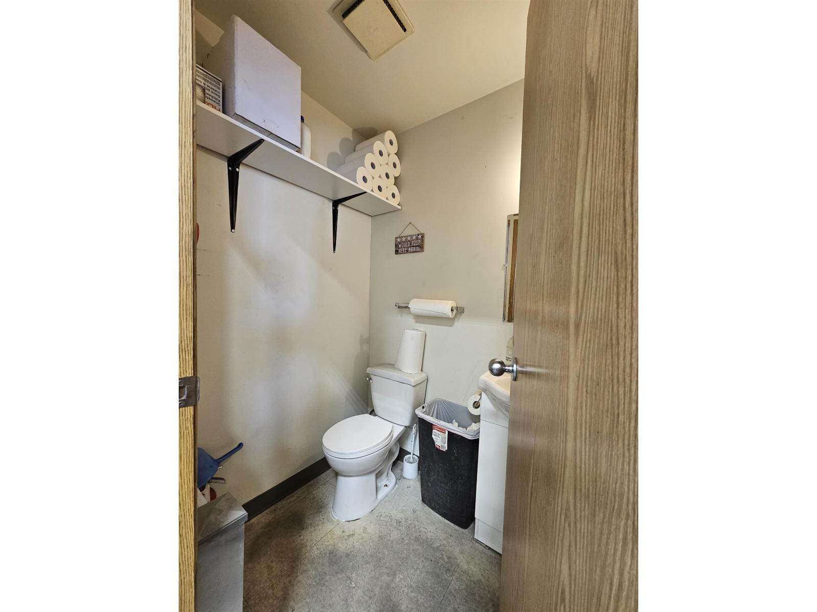 Business for Sale in Surrey – 110 11538 132A STREET, Surrey - Image 3