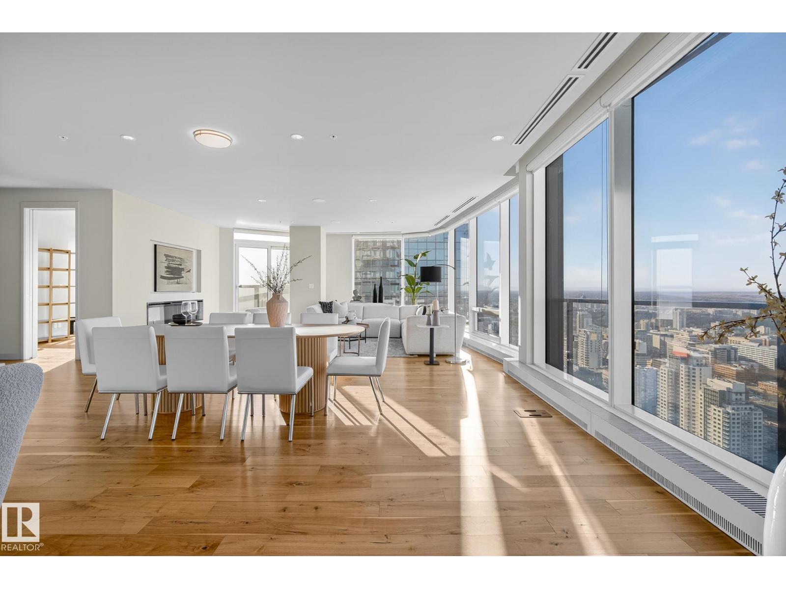 #4704 10360 102 ST NW, Edmonton