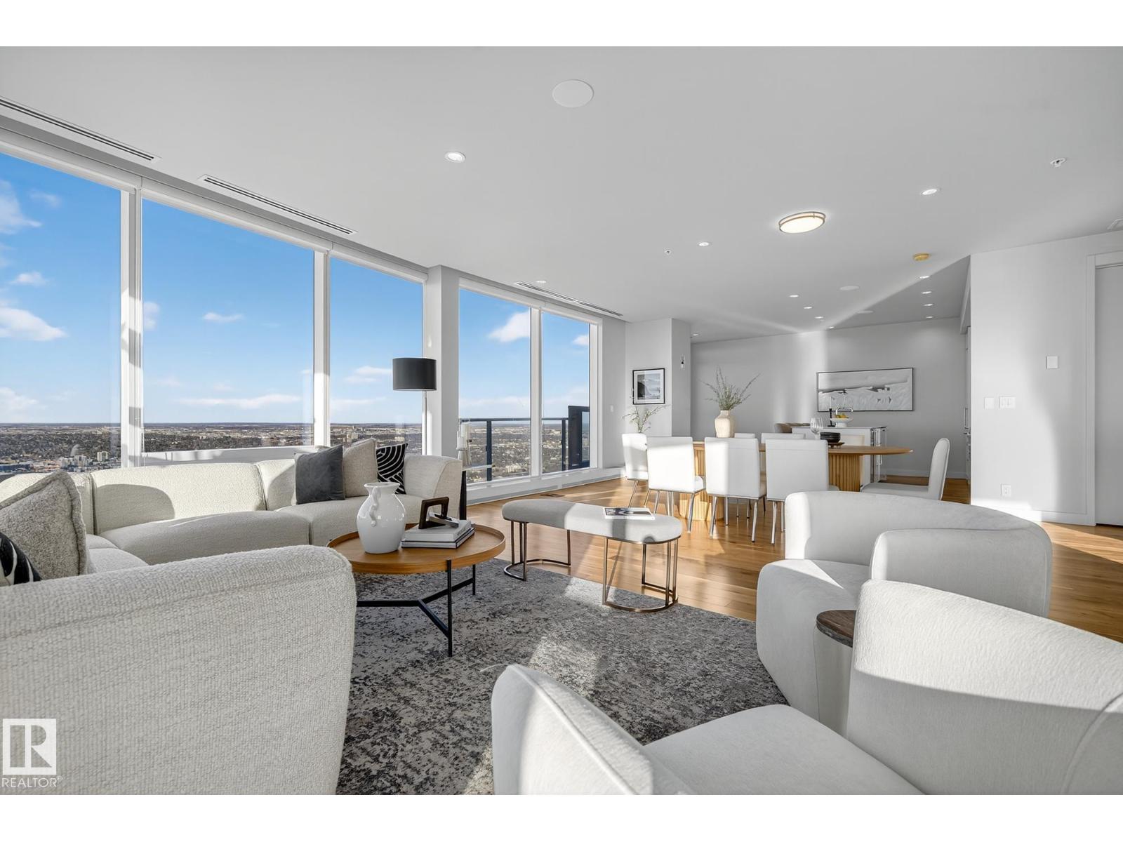 #4704 10360 102 ST NW, Edmonton