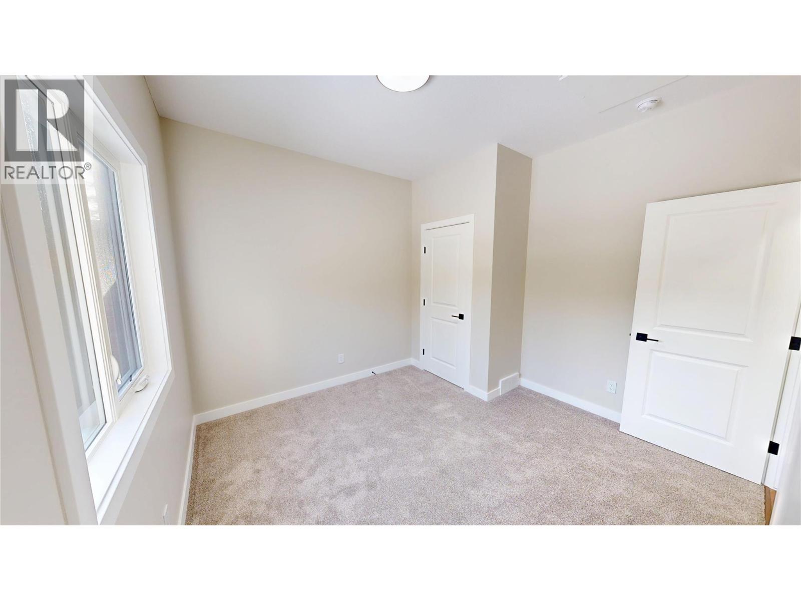 7114 MORGAN LANE - 18