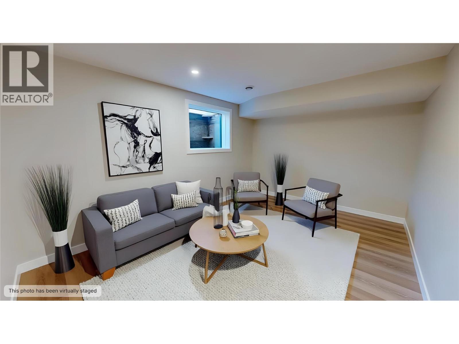 7114 MORGAN LANE - 29