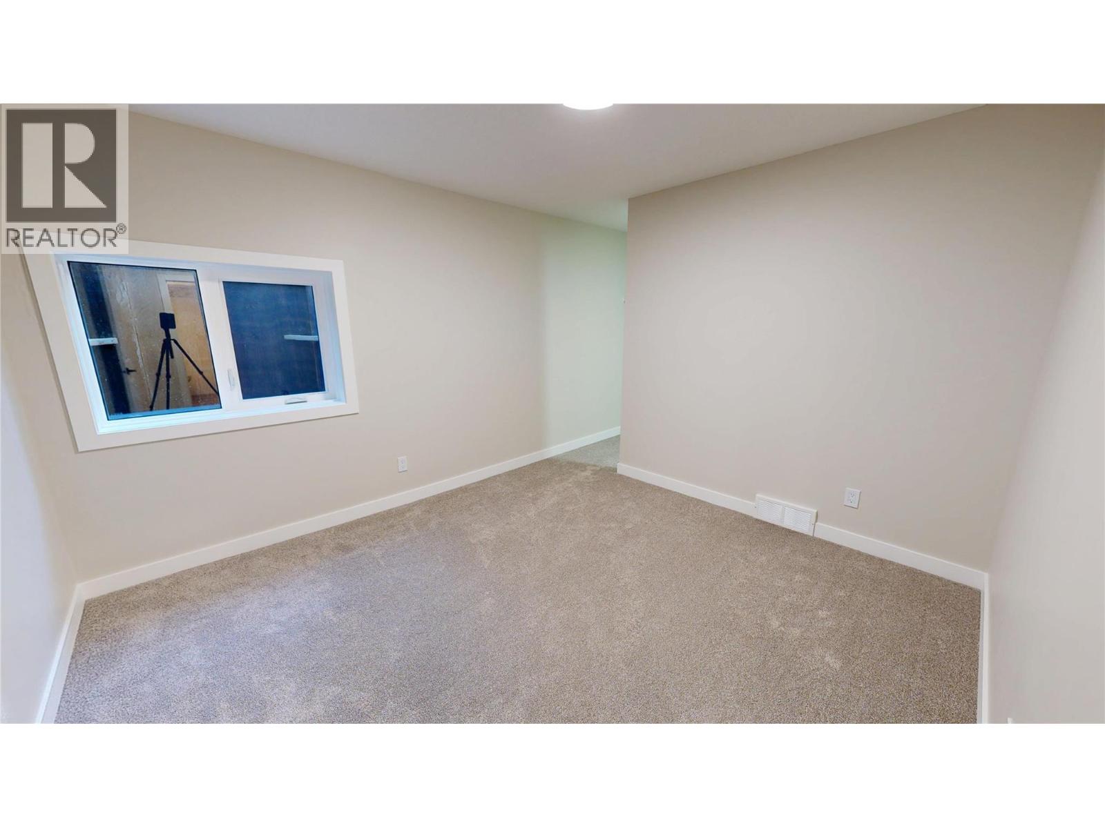 7114 MORGAN LANE - 30