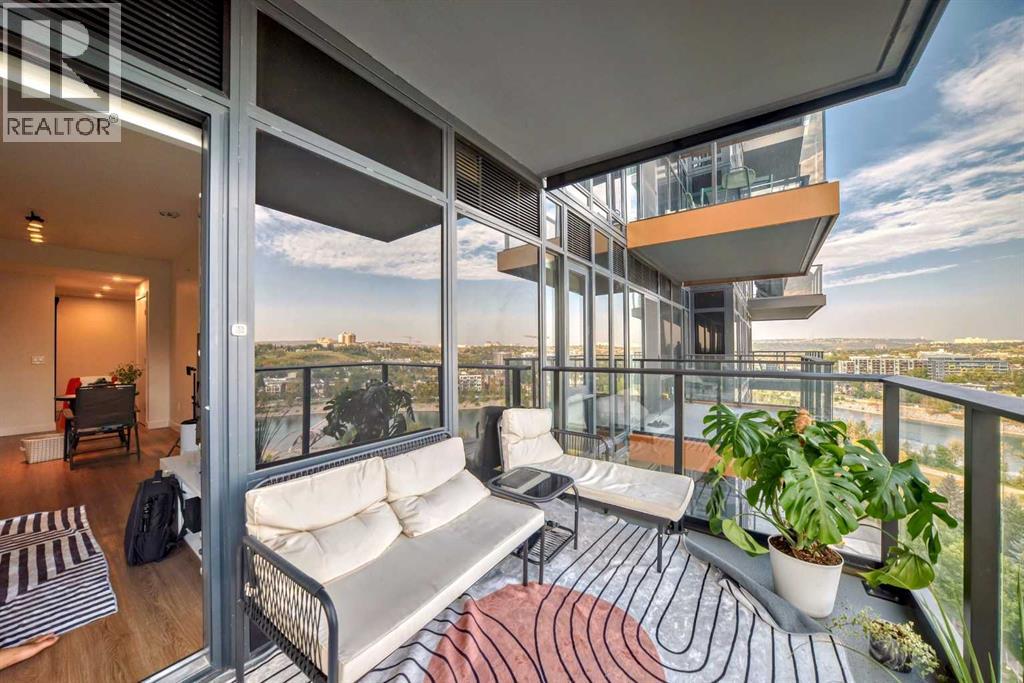 Single Family House for Sale in    Avenue Eau Claire Calgary 