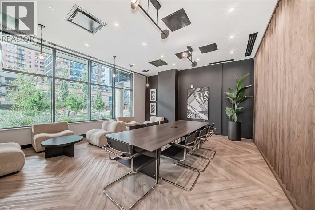 Single Family House for Sale in    Avenue Eau Claire Calgary 