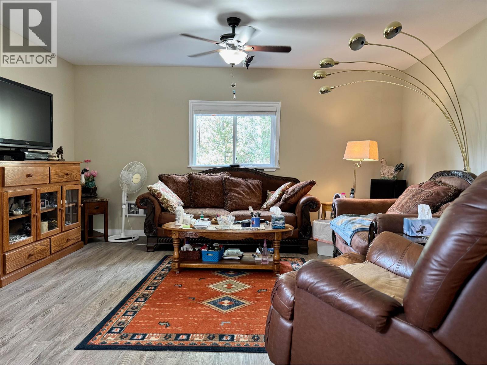 8043 83 MILE ROAD, Lone Butte