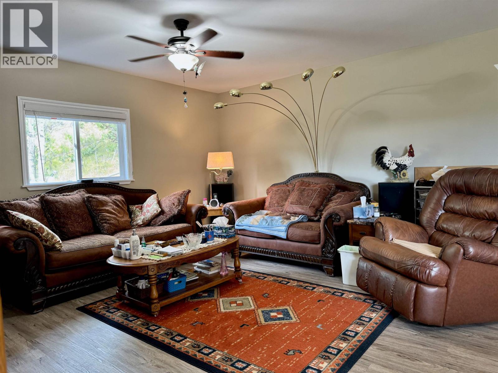 8043 83 MILE ROAD, Lone Butte