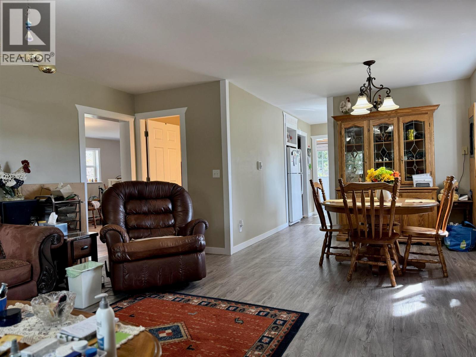 8043 83 MILE ROAD, Lone Butte