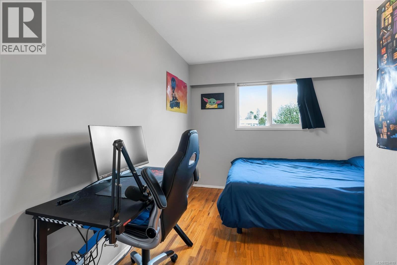  1725/1727 Ashdale Place, Saanich