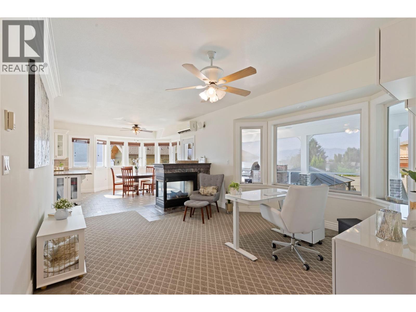 5318 Fulton Place, Peachland