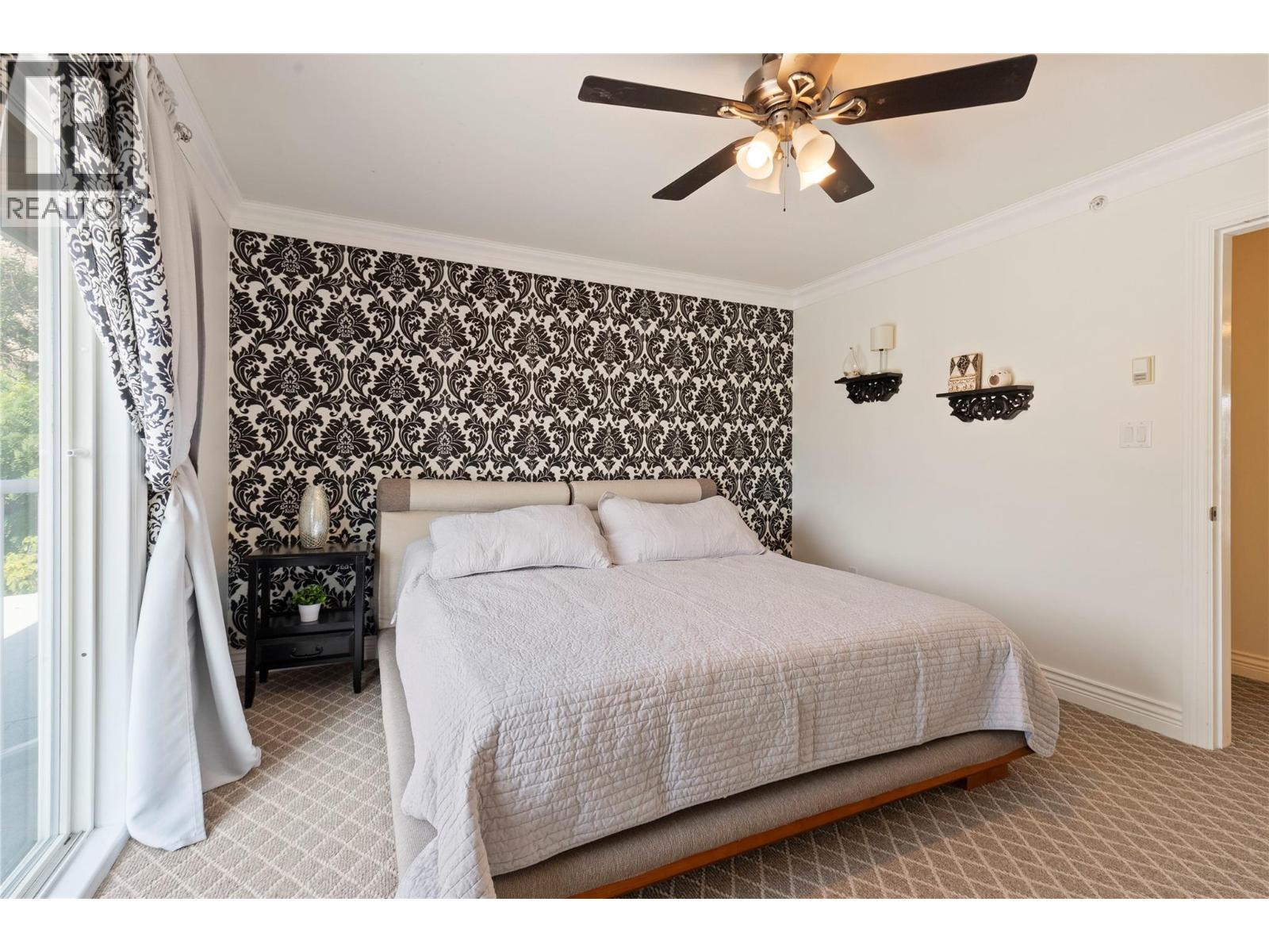 5318 Fulton Place, Peachland