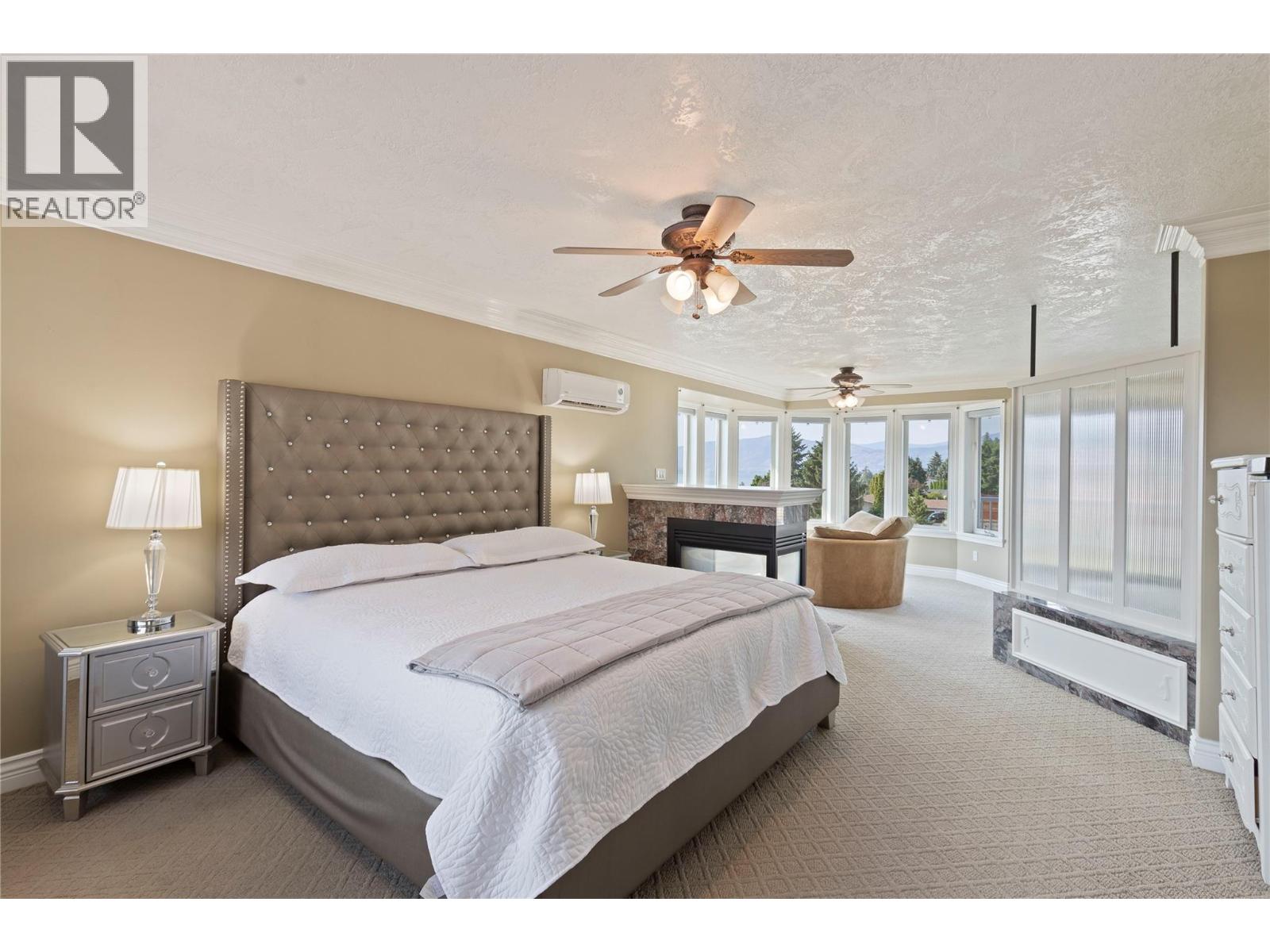 5318 Fulton Place, Peachland