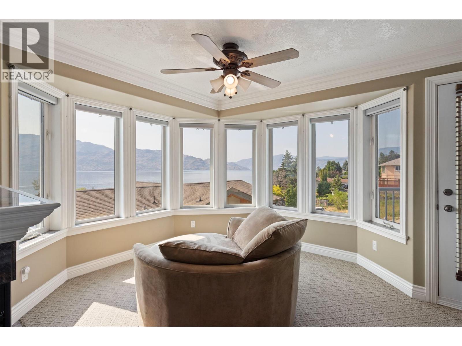 5318 Fulton Place, Peachland