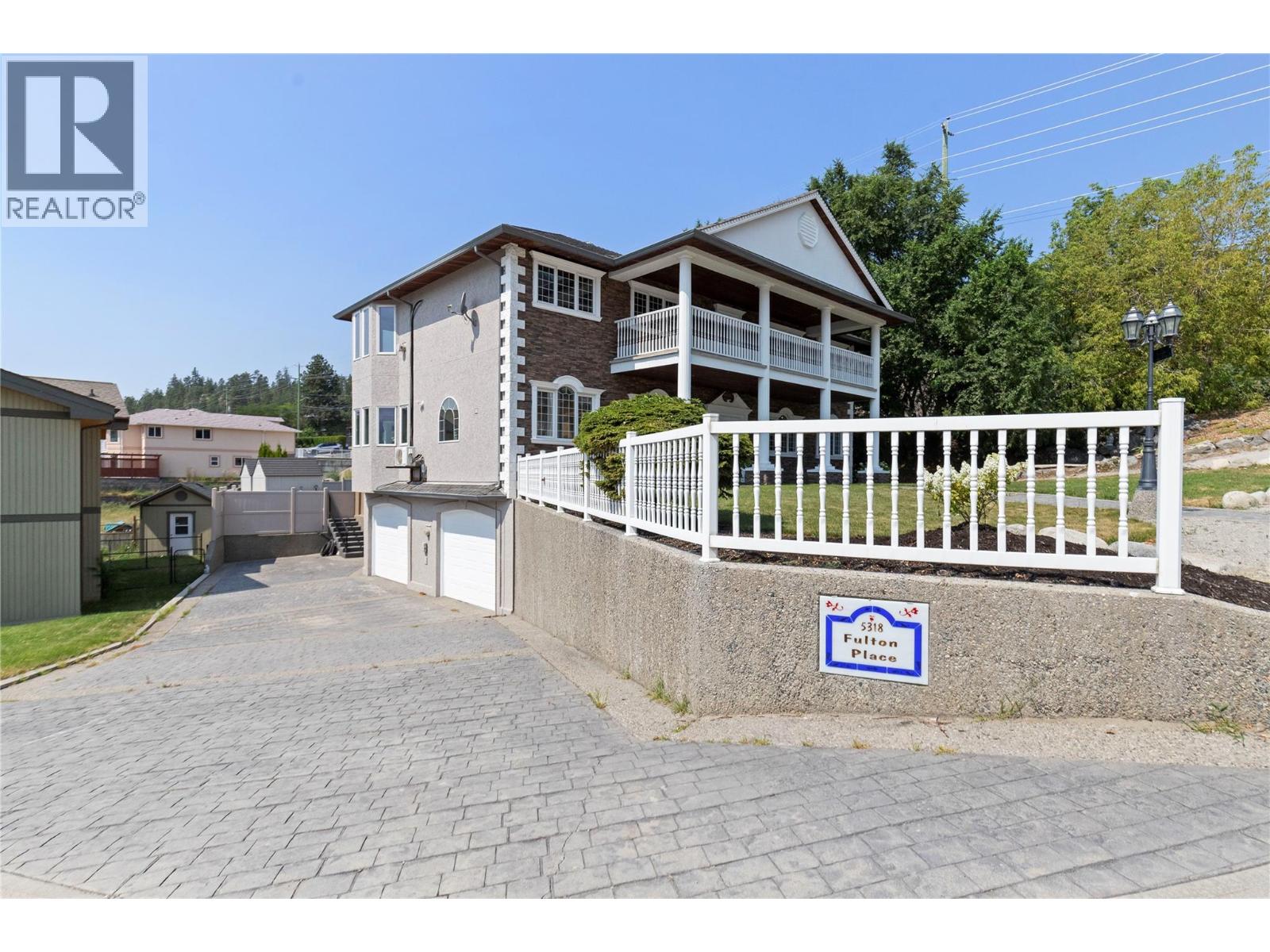 5318 Fulton Place, Peachland