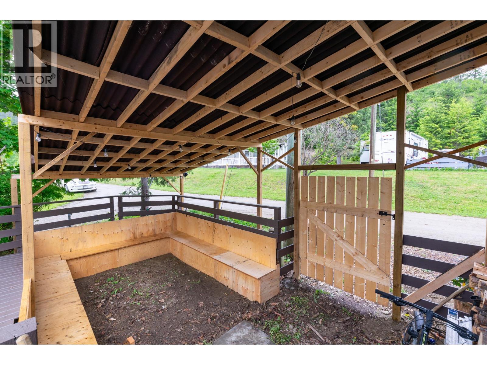 12 6696 Sunnybrae Canoe Point Road, Tappen