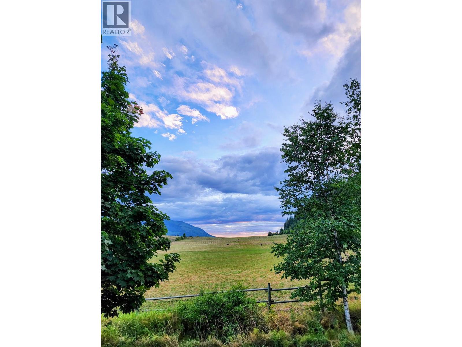 12 6696 Sunnybrae Canoe Point Road, Tappen
