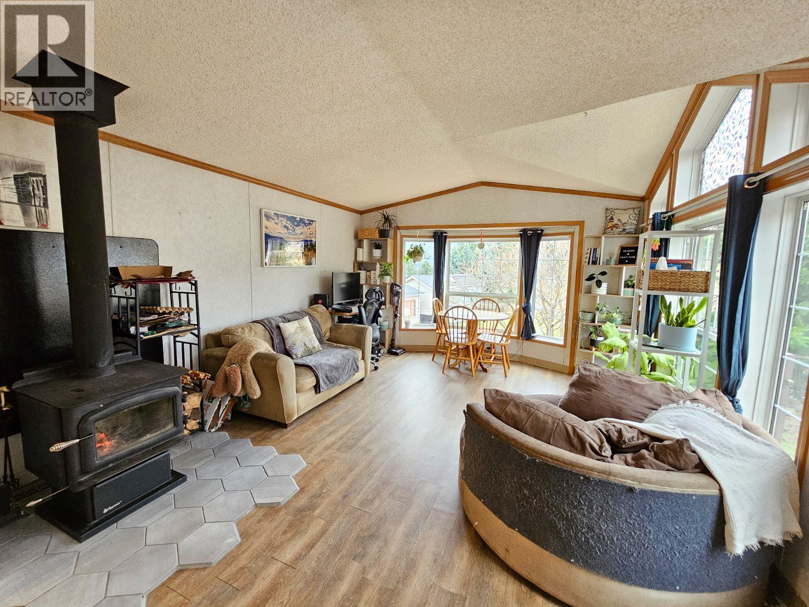 12 6696 Sunnybrae Canoe Point Road, Tappen