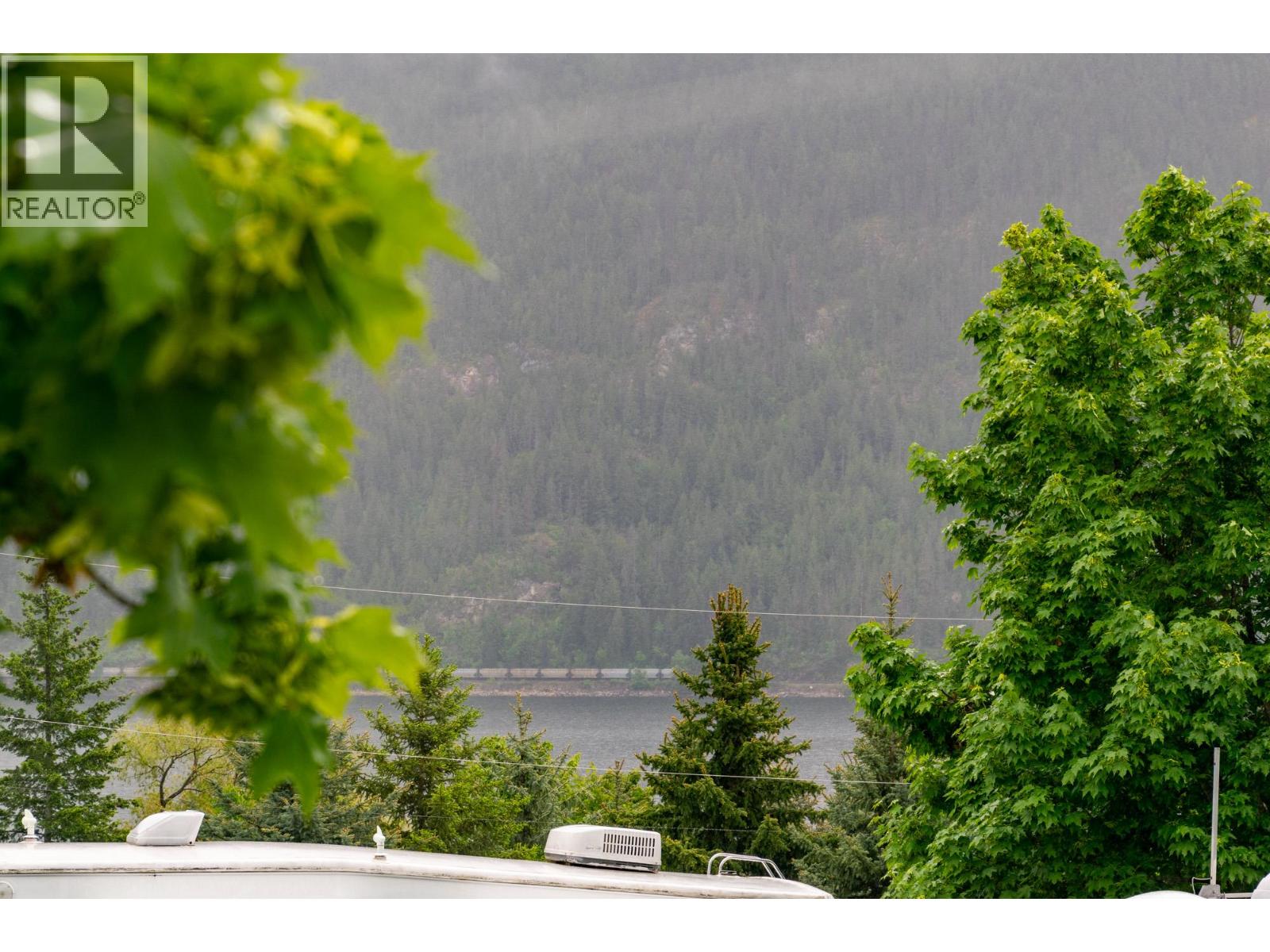 12 6696 Sunnybrae Canoe Point Road, Tappen