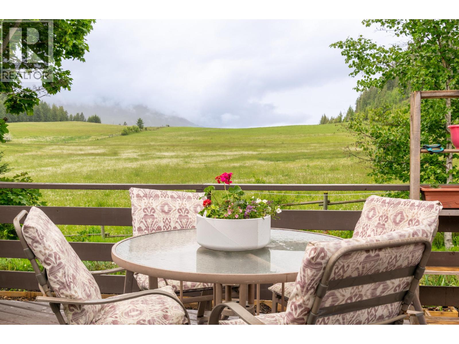 #12 6696 Sunnybrae Canoe Point Road - 6
