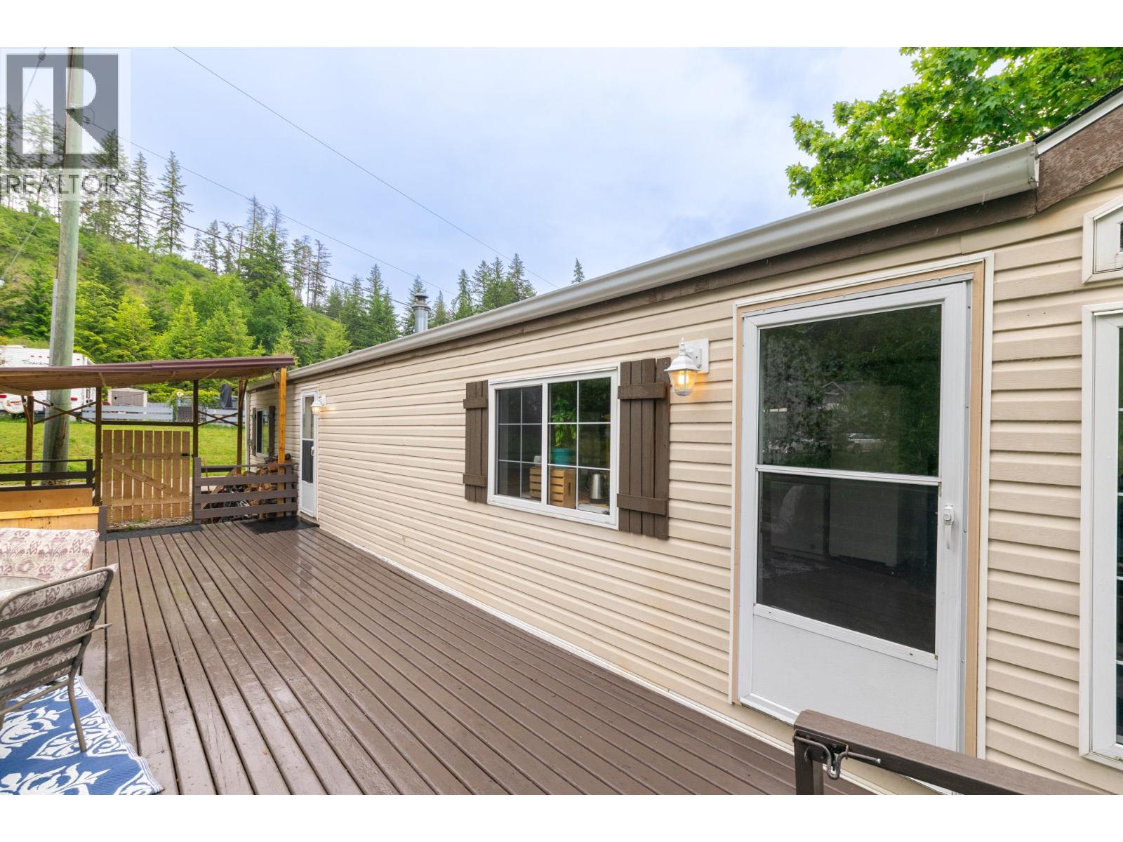 12 6696 Sunnybrae Canoe Point Road, Tappen