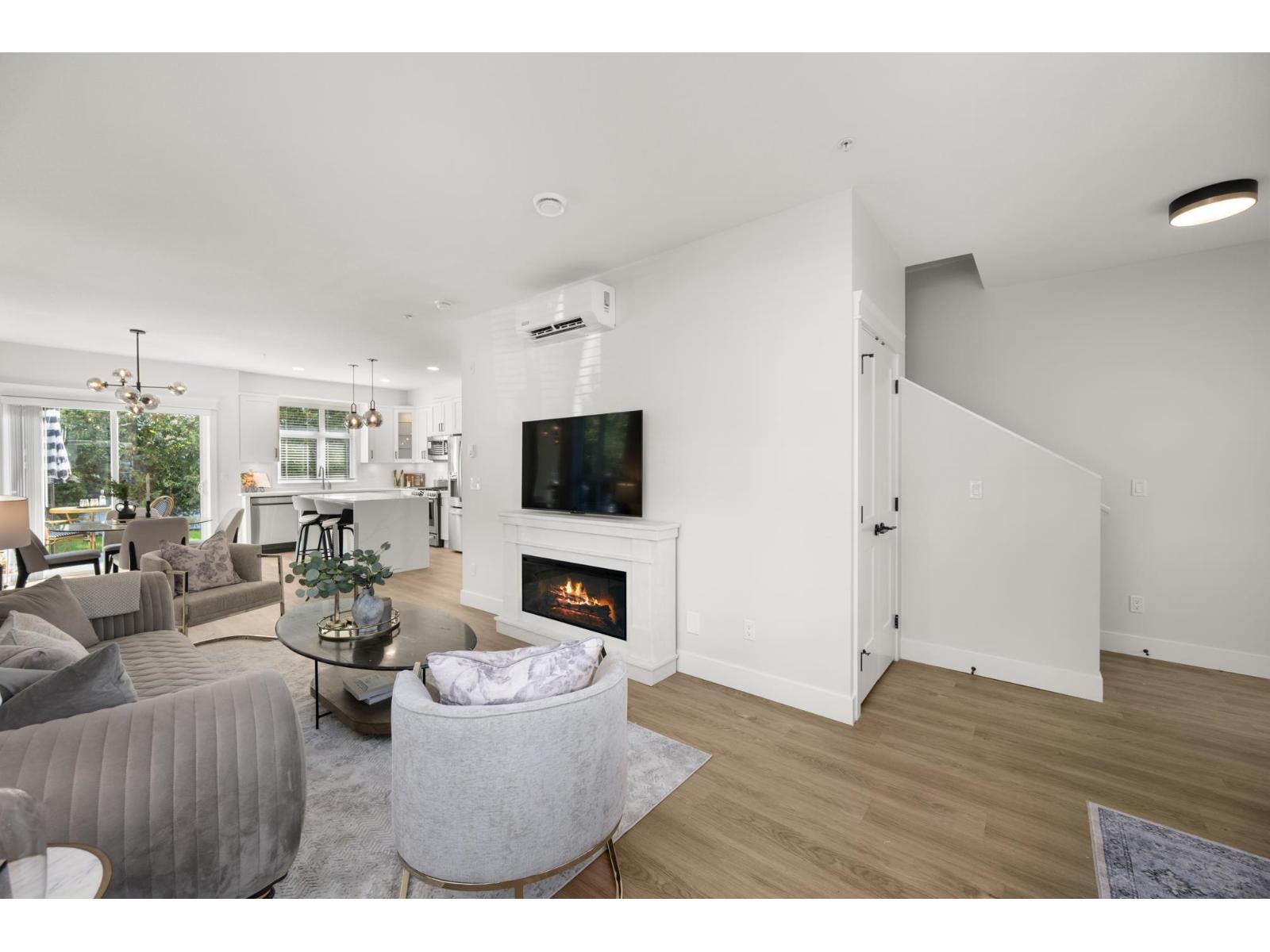 4 20926 83 AVENUE AVENUE, Langley