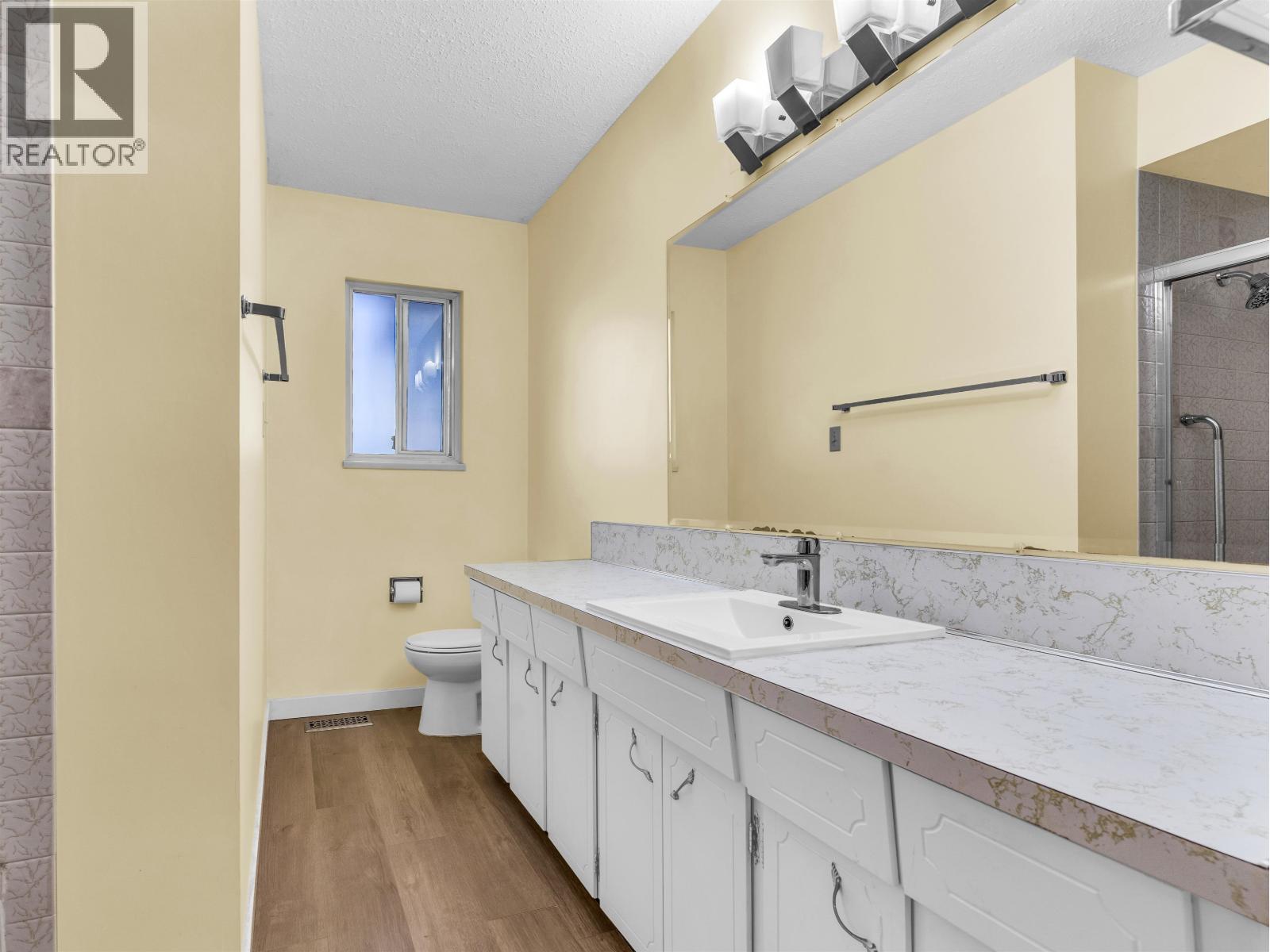 6870 6TH STREET, Burnaby