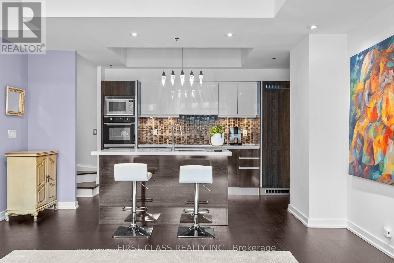 #TH1 220 GEORGE STREET - 14