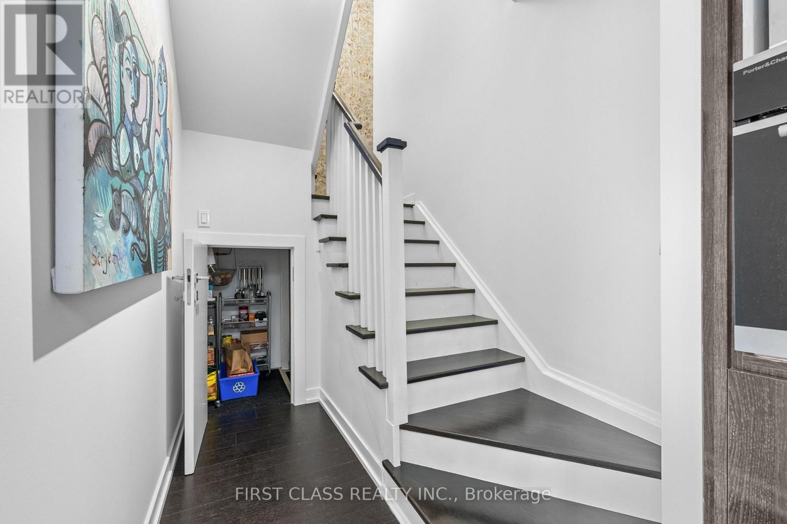 #TH1 220 GEORGE STREET - 23