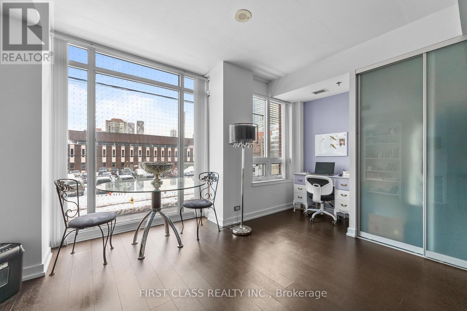 #TH1 220 GEORGE STREET - 37