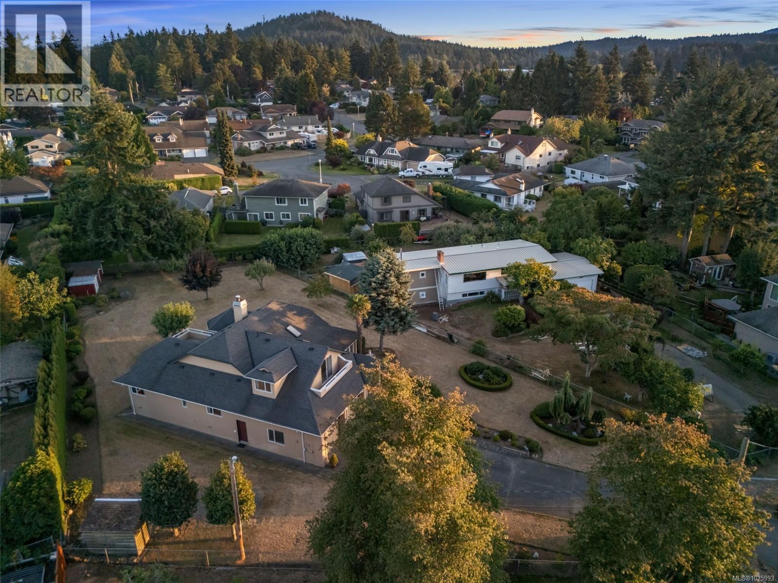 2391 Alta Vista Pl, Central Saanich