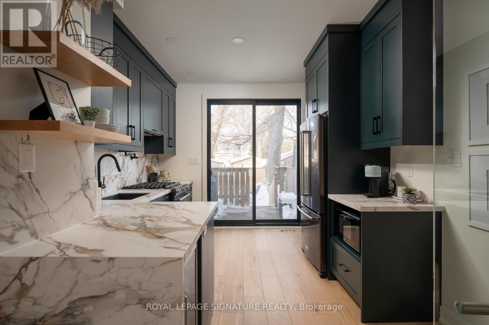 26 PAPE AVENUE - Photo 5 of 42, Toronto (South Riverdale), Ontario