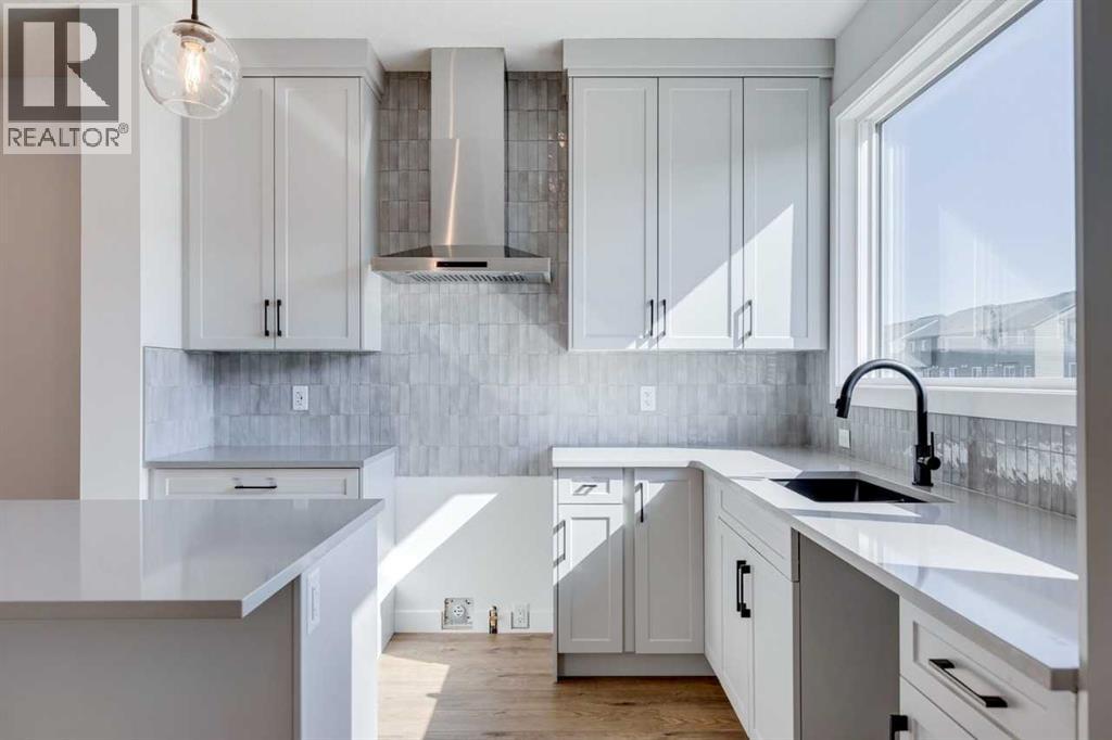 Single Family House for Sale in  Savanna Place NE Saddle Ridge Calgary 