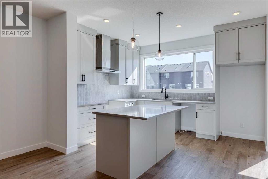 Single Family House for Sale in  Savanna Place NE Saddle Ridge Calgary 