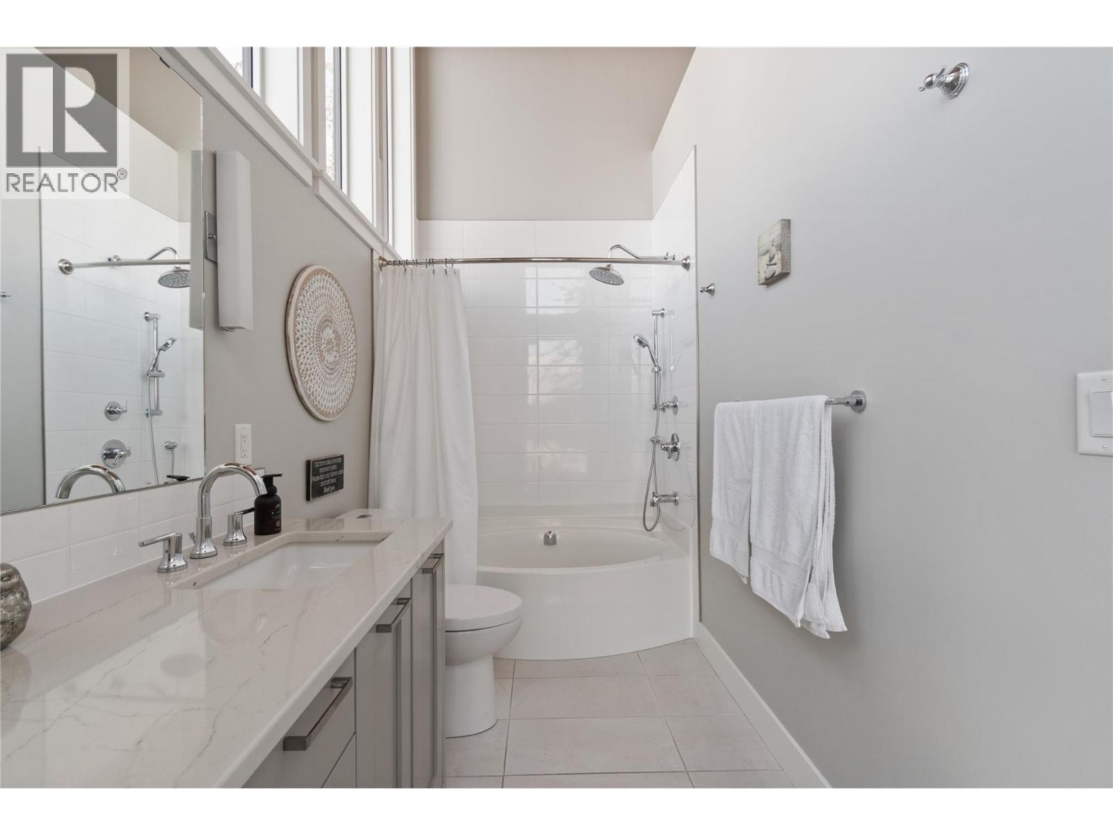  4125 Eagle Bay Road, Eagle Bay