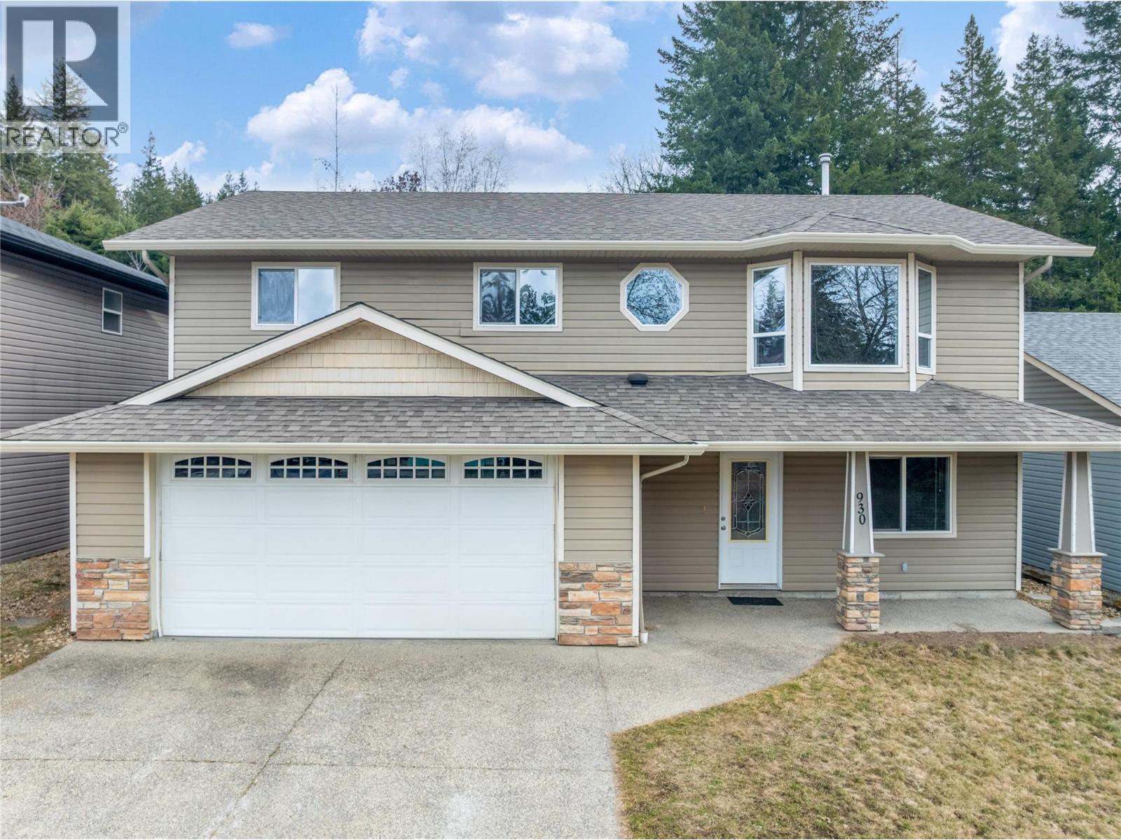 930 37 Street SE, Salmon Arm
