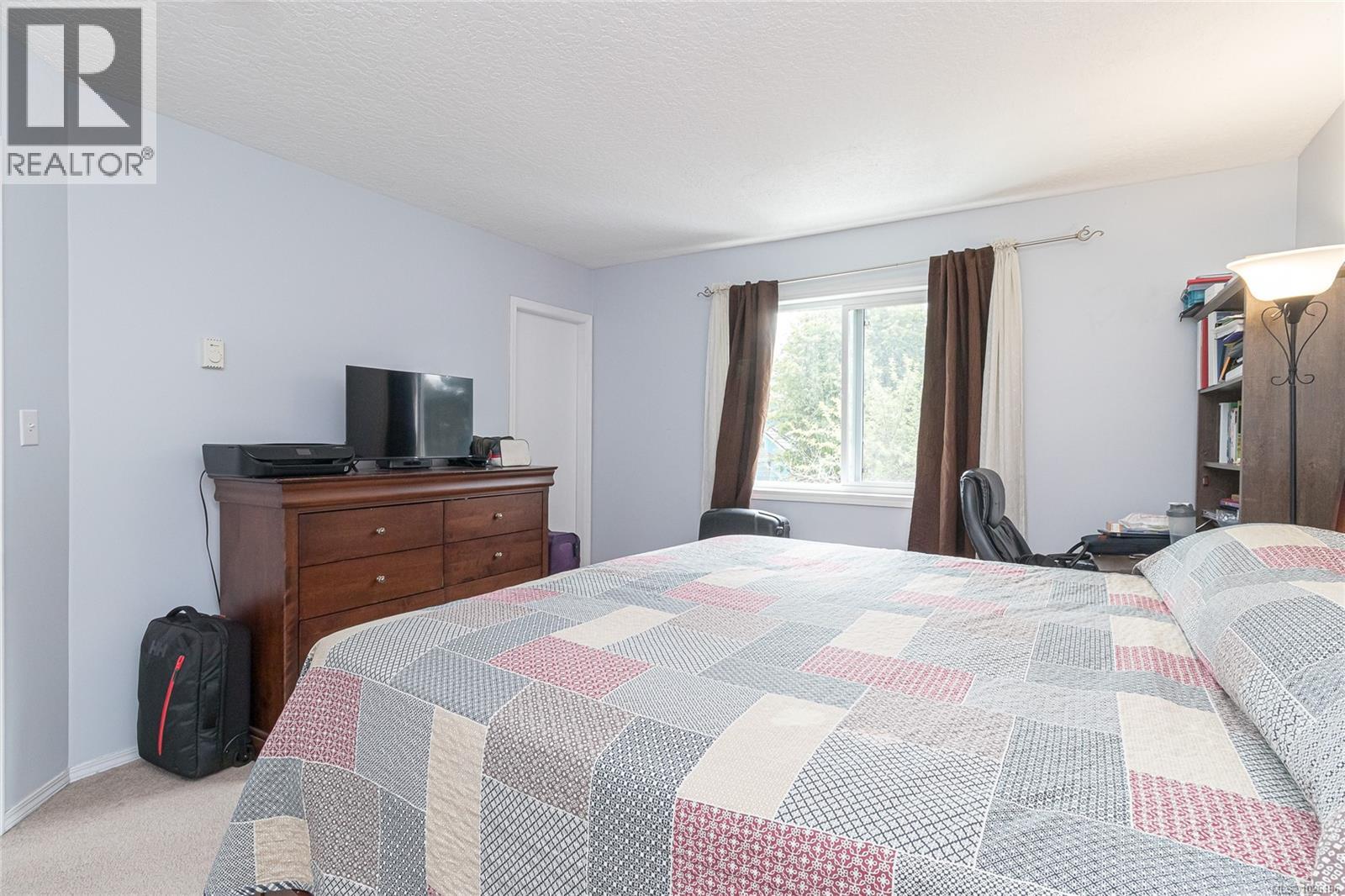  2882 Belmont Avenue, Victoria