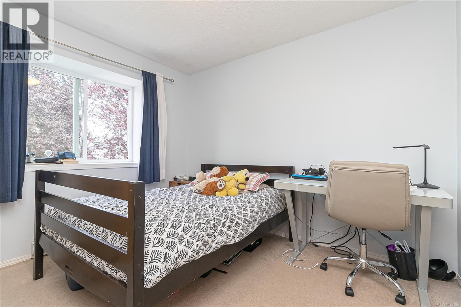  2882 Belmont Avenue, Victoria