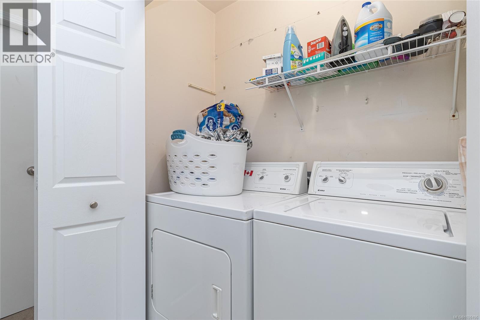  2882 Belmont Avenue, Victoria