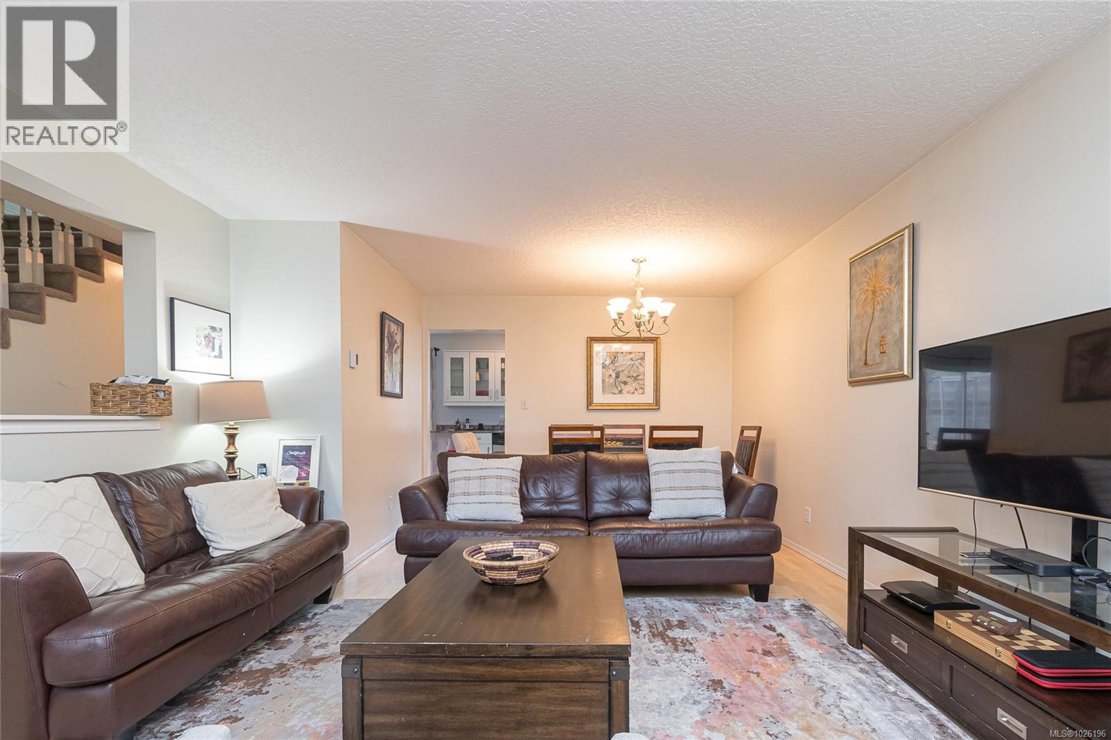  2882 Belmont Avenue, Victoria