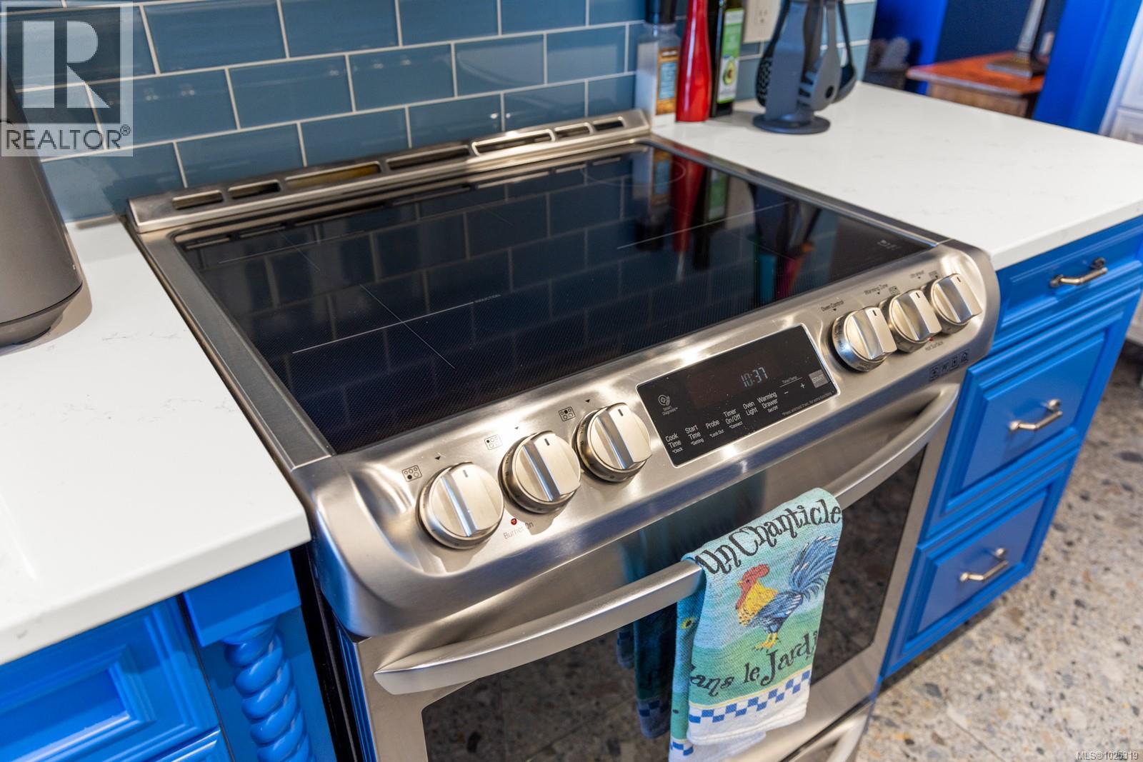 306 75 Songhees Road, Victoria