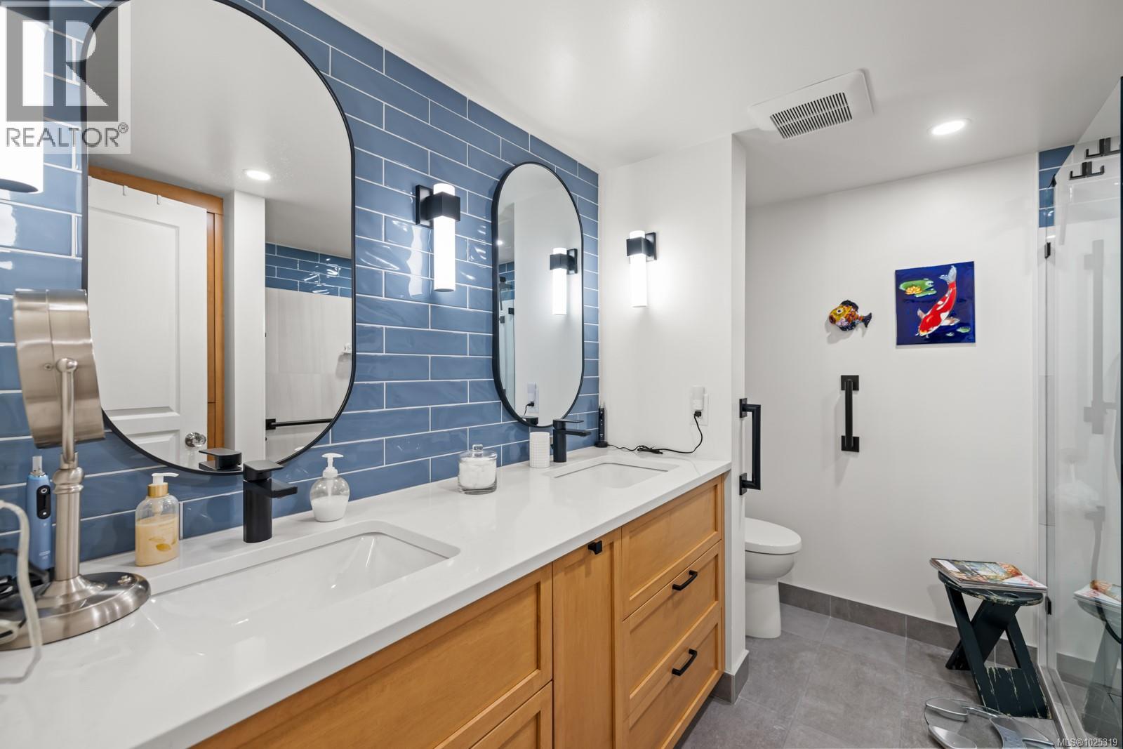 306 75 Songhees Road, Victoria