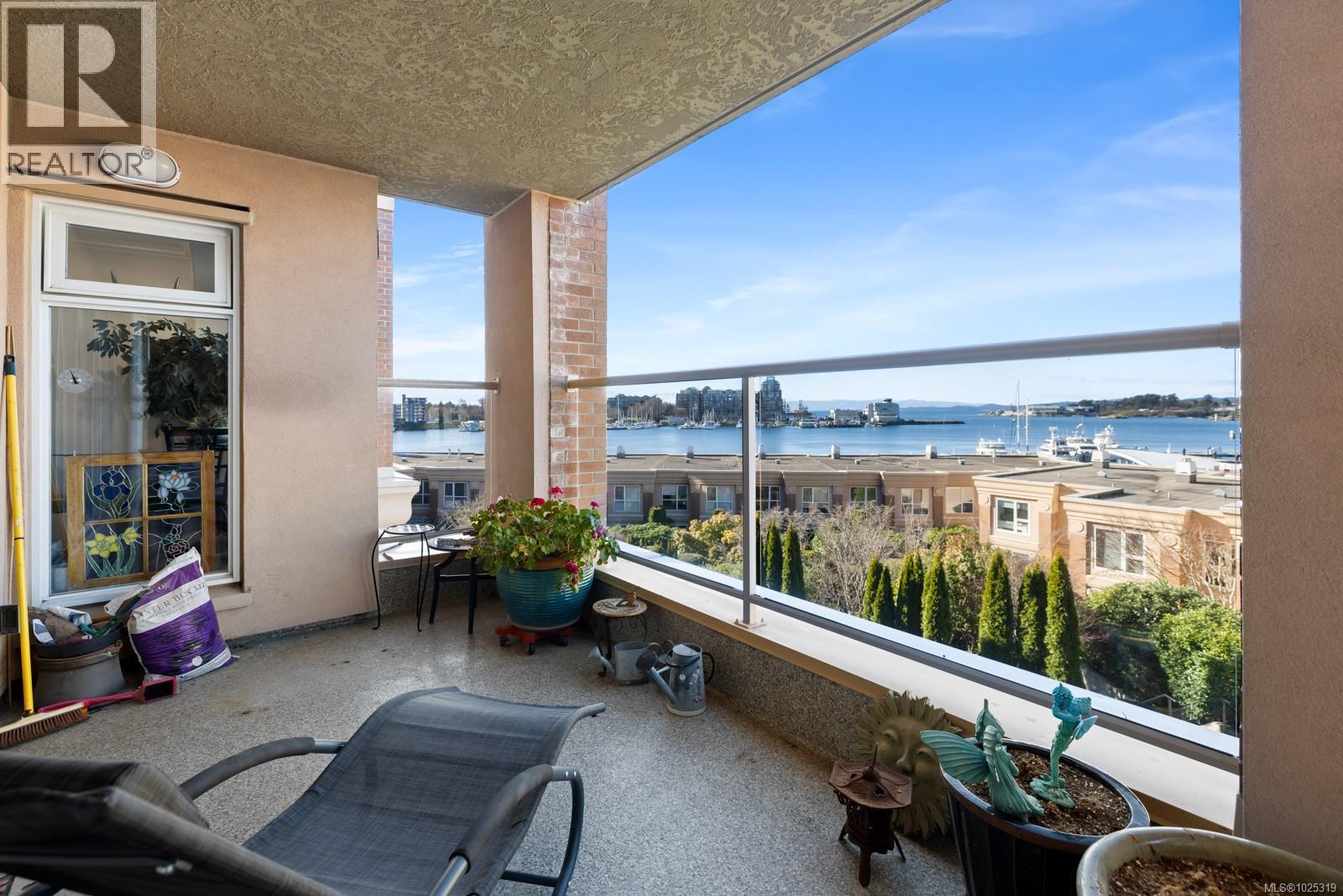 306 75 Songhees Road, Victoria