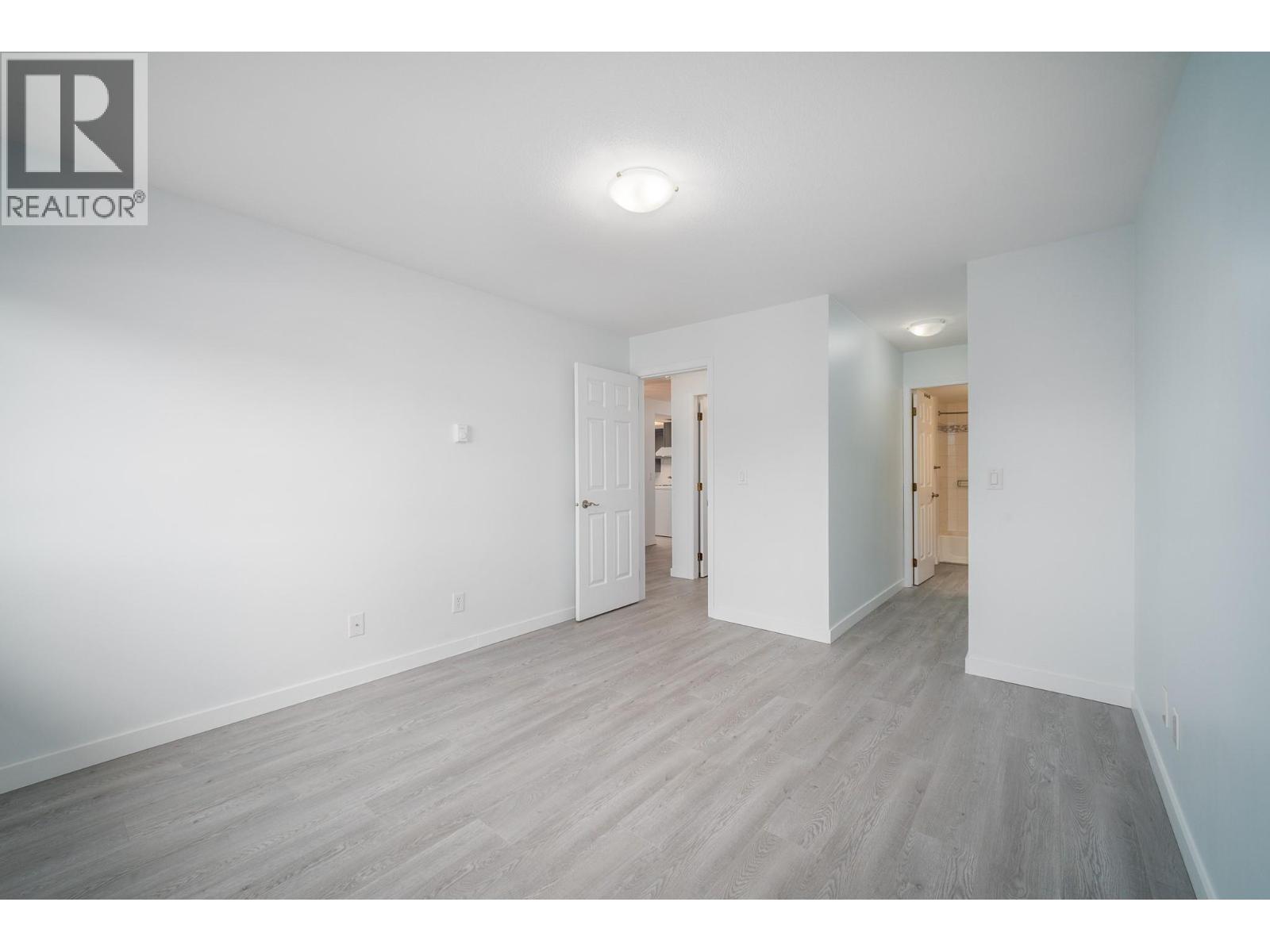 315 3175 De Montreuil Court, Kelowna