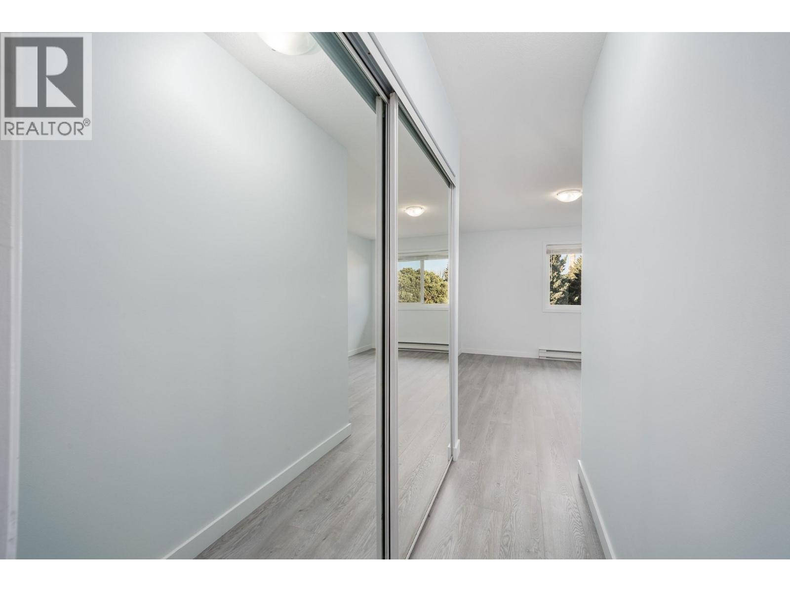 315 3175 De Montreuil Court, Kelowna