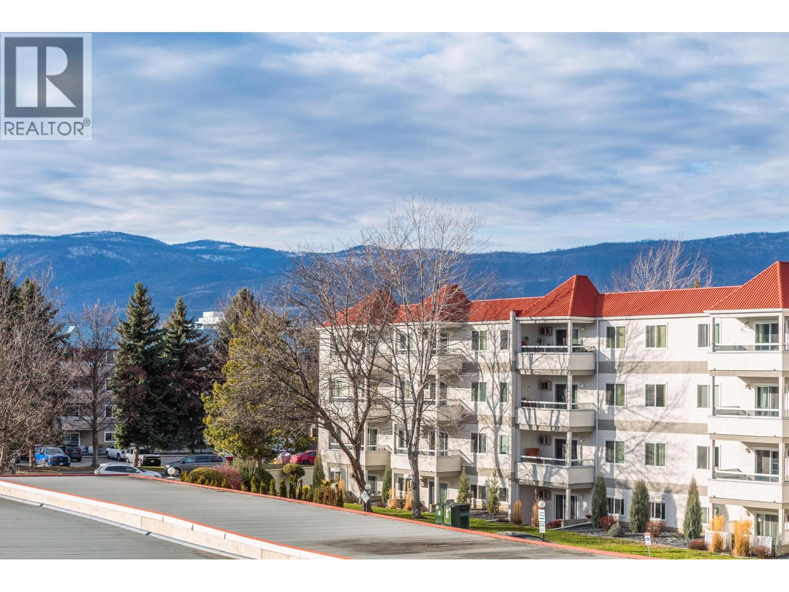 315 3175 De Montreuil Court, Kelowna