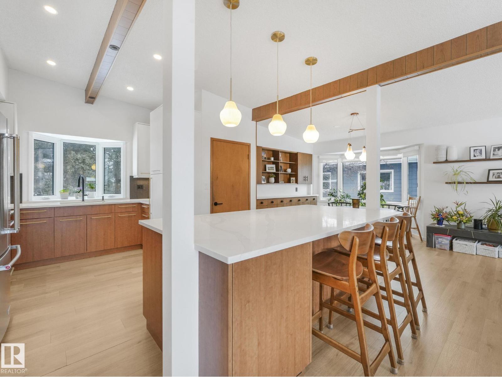 14004 80 AV NW, Edmonton