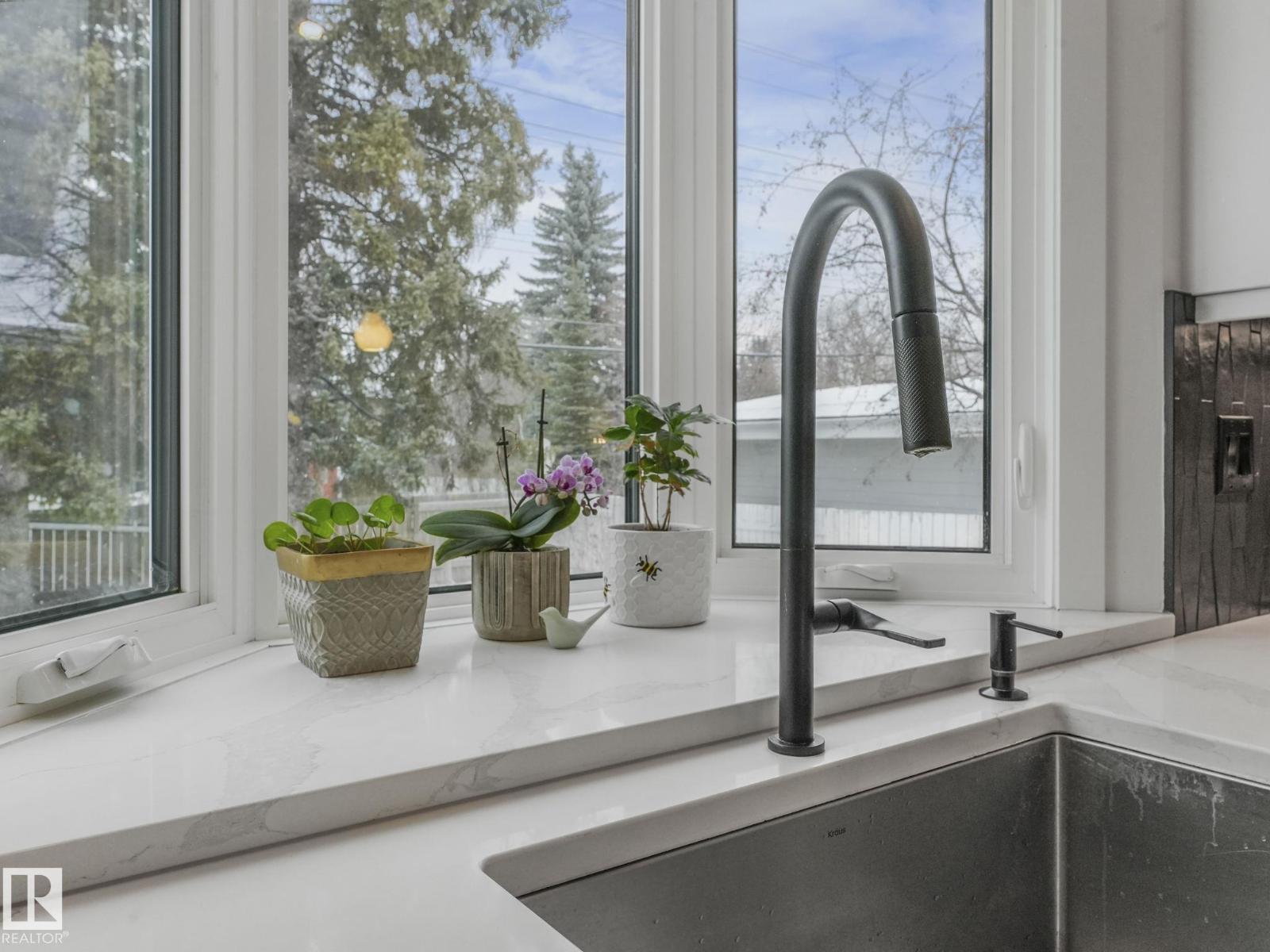 14004 80 AV NW, Edmonton