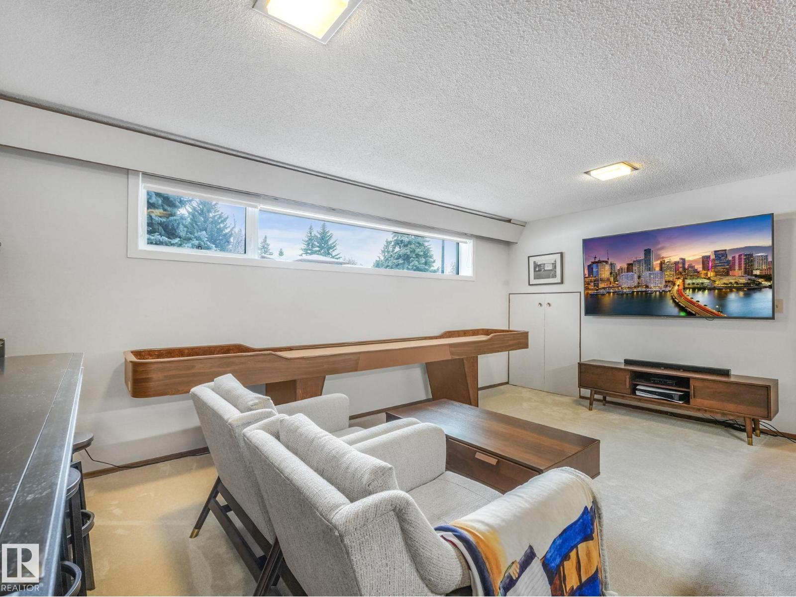 14004 80 AV NW, Edmonton