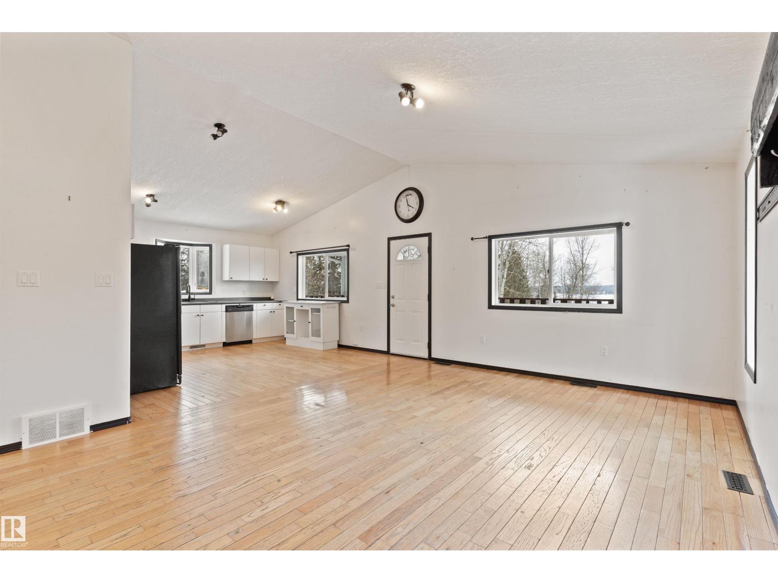 #11 6020 TWP ROAD 534, Rural Parkland County