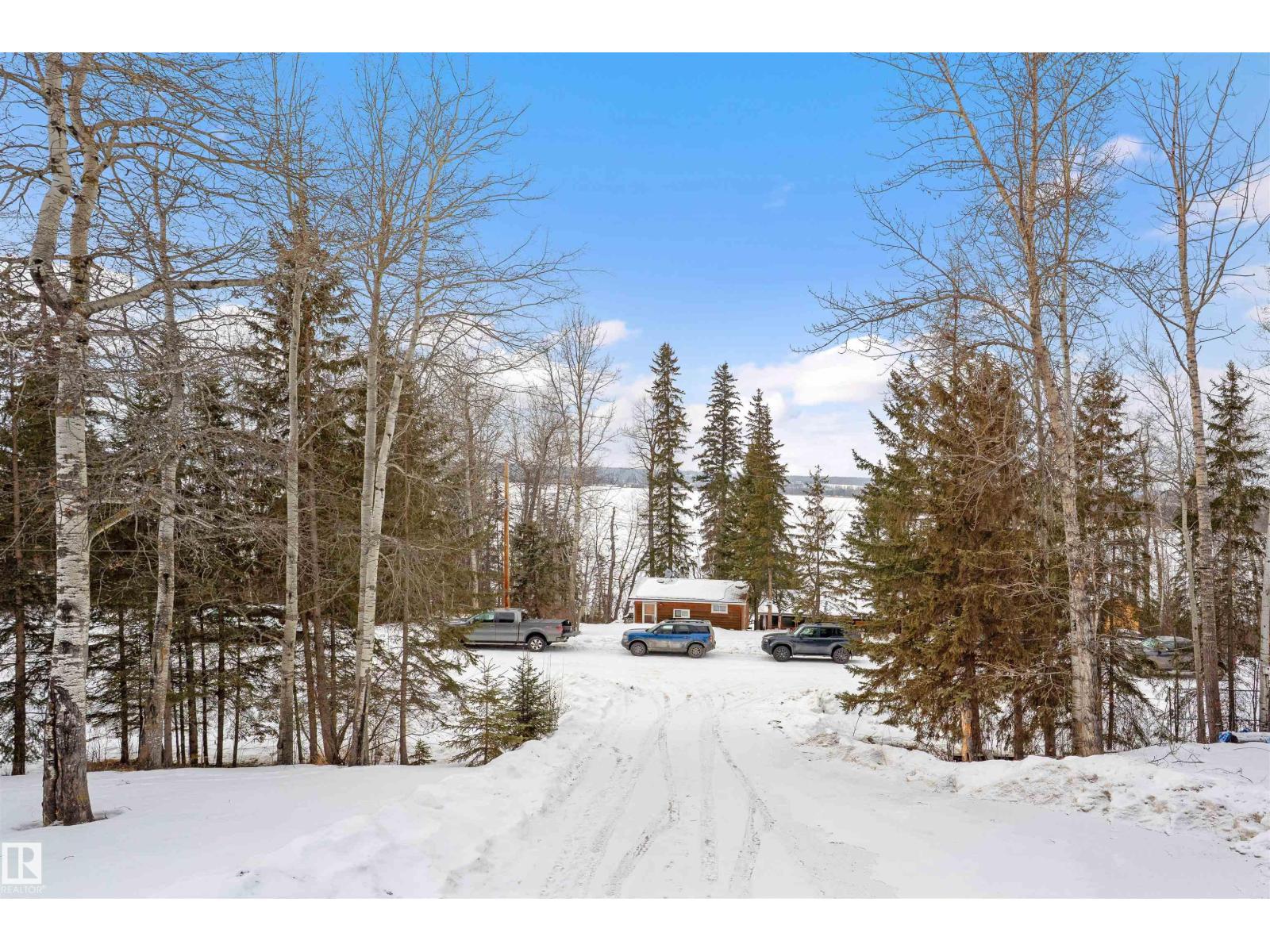 #11 6020 TWP ROAD 534, Rural Parkland County